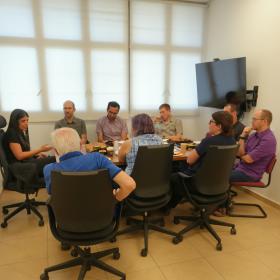 מפגש היכרות עם חברי הסגל